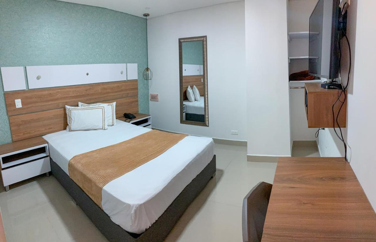 Infinity Hotel Medellin Bagian luar foto