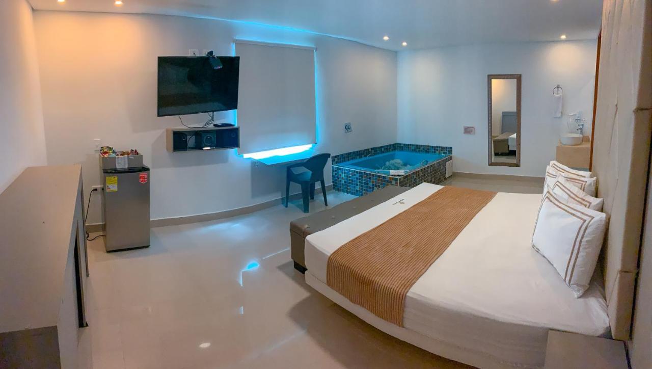 Infinity Hotel Medellin Bagian luar foto