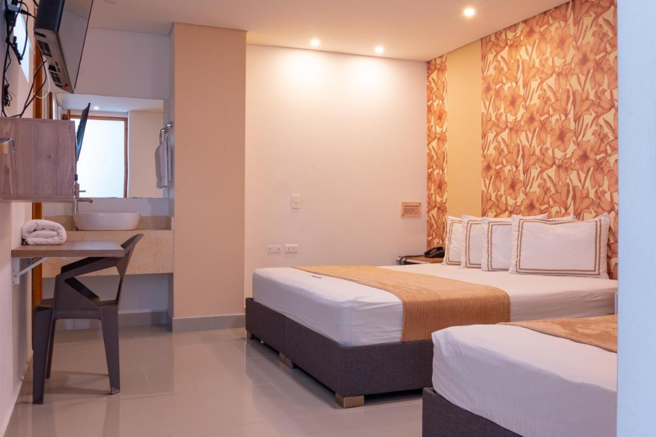 Infinity Hotel Medellin Bagian luar foto