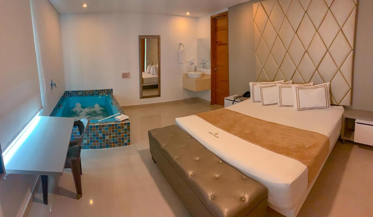 Infinity Hotel Medellin Bagian luar foto