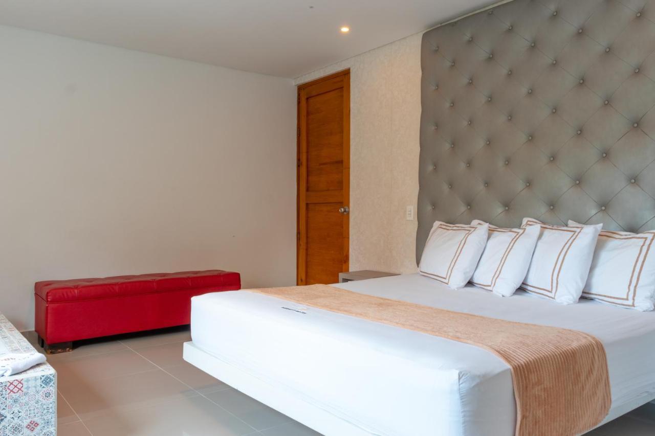 Infinity Hotel Medellin Bagian luar foto