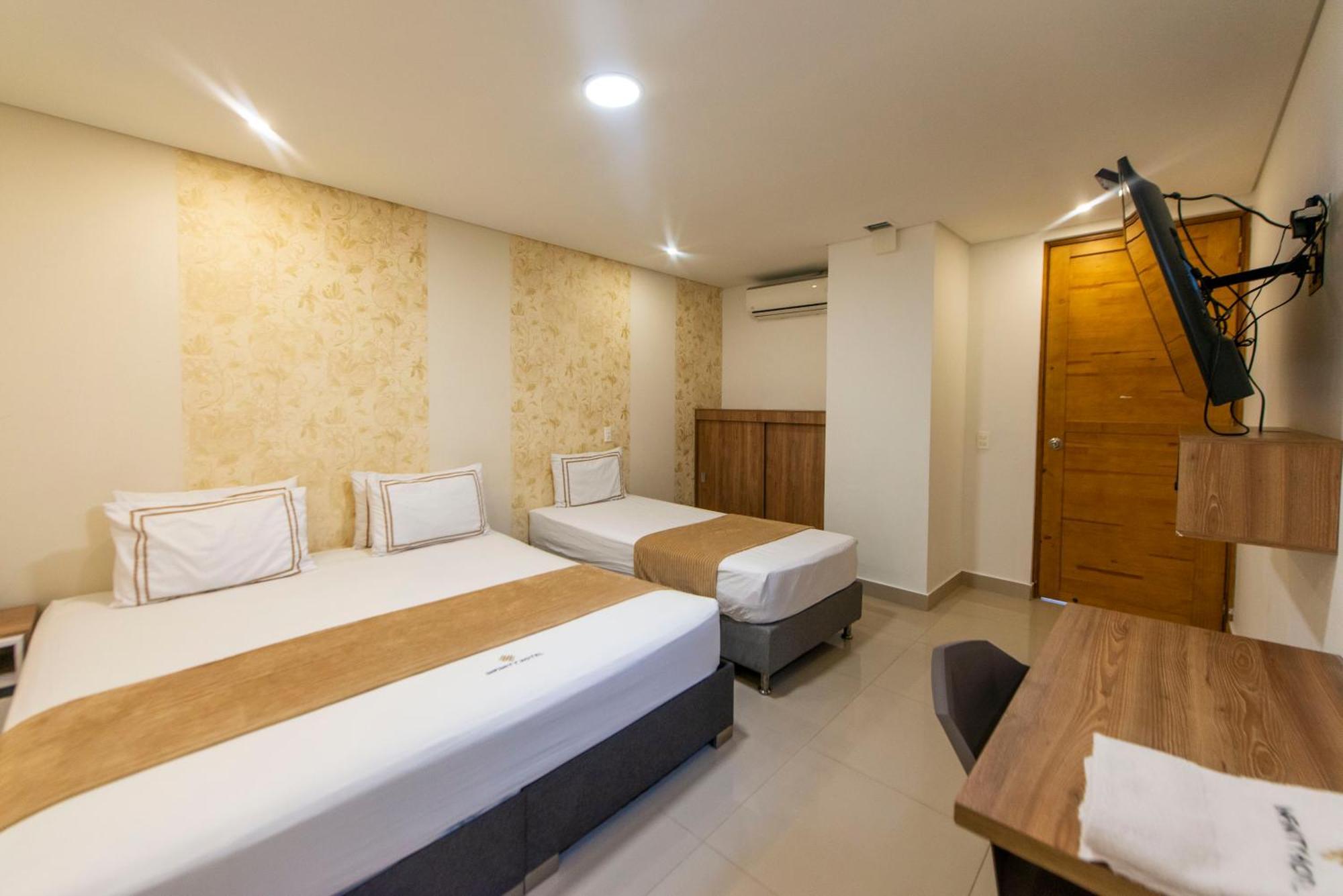 Infinity Hotel Medellin Bagian luar foto