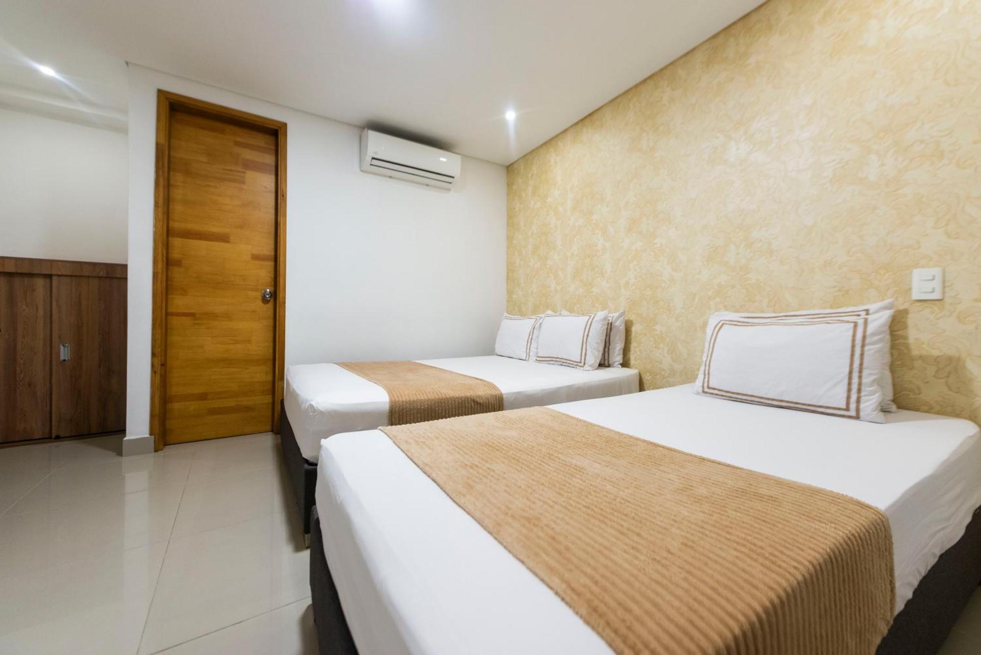 Infinity Hotel Medellin Bagian luar foto