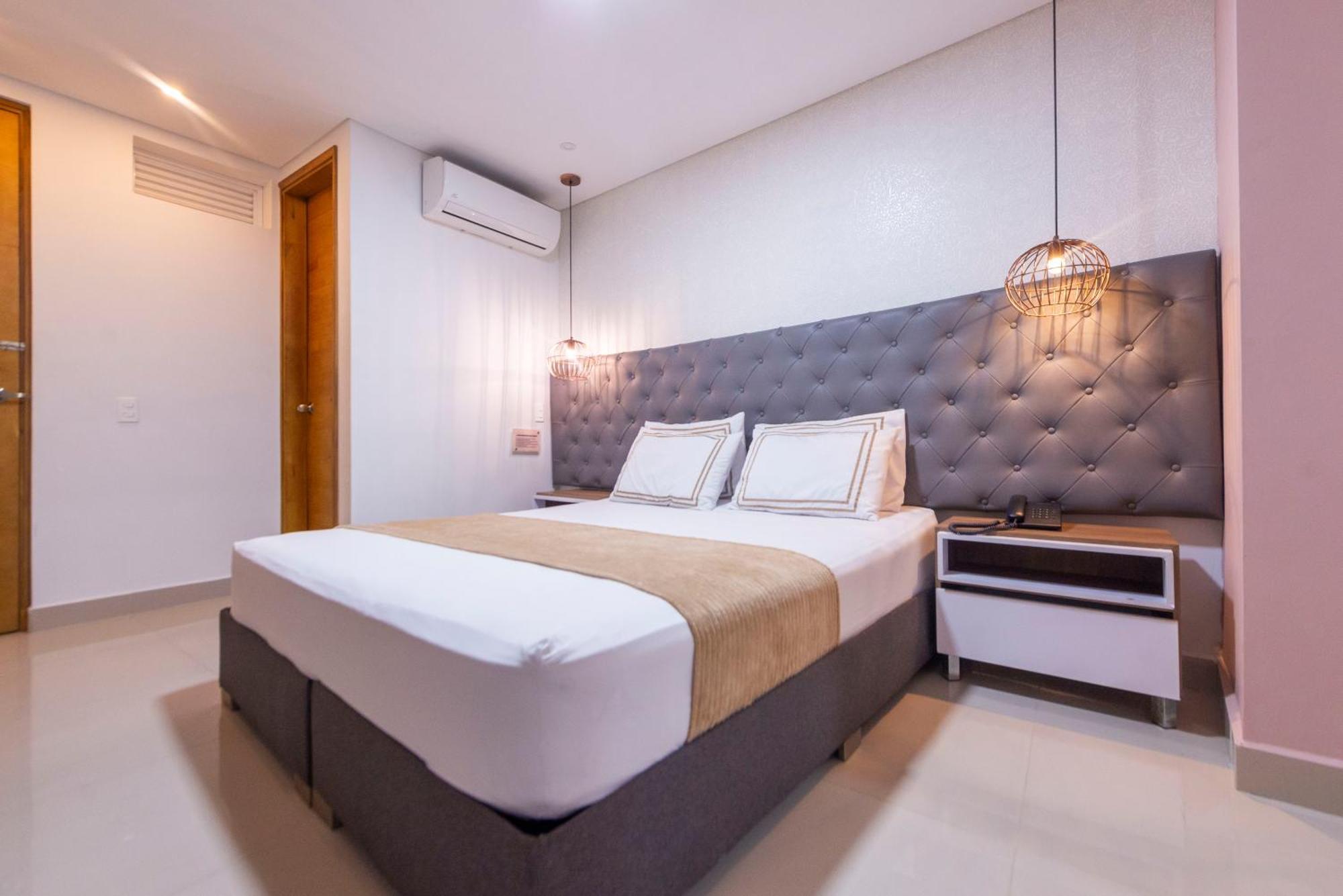 Infinity Hotel Medellin Bagian luar foto