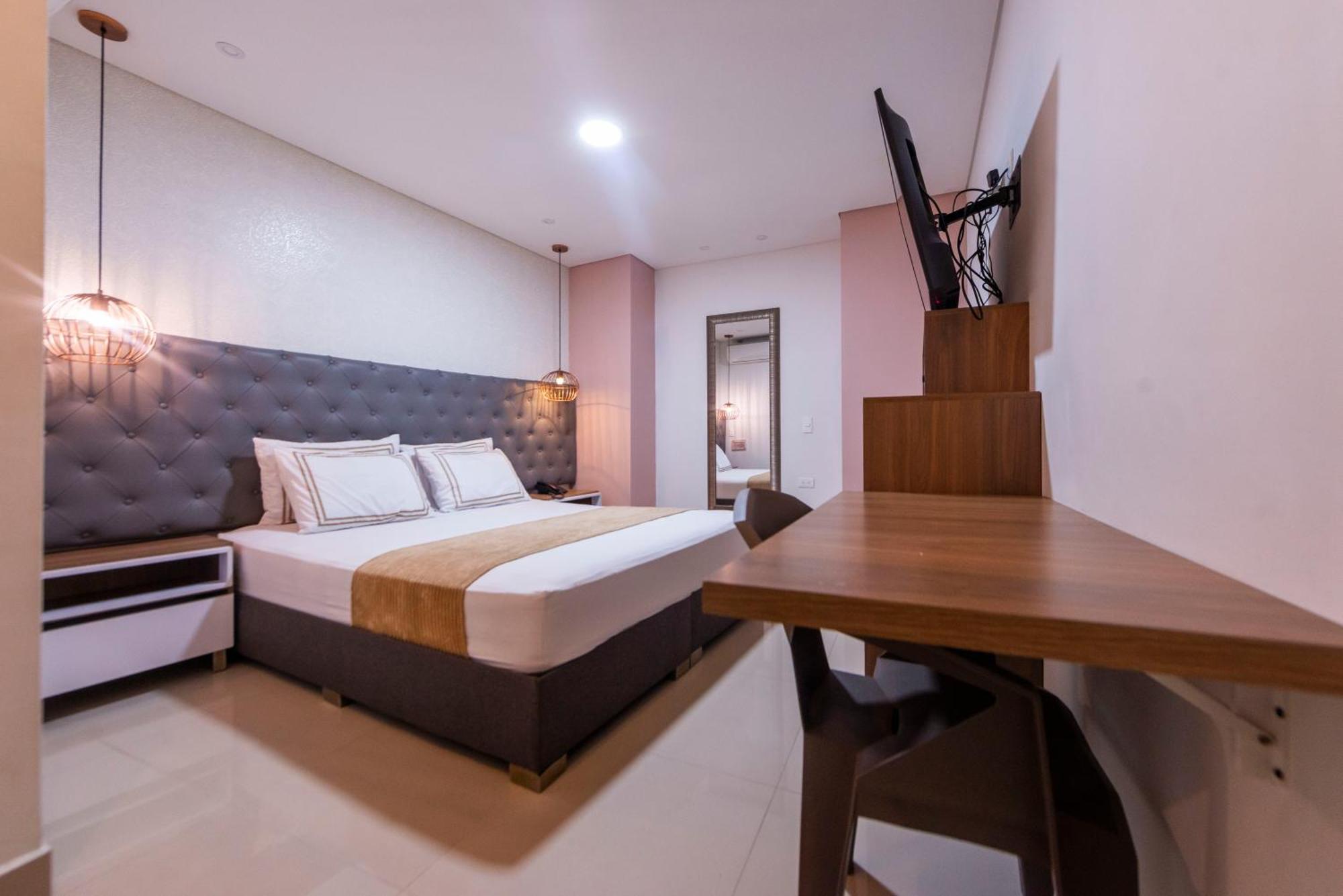 Infinity Hotel Medellin Bagian luar foto
